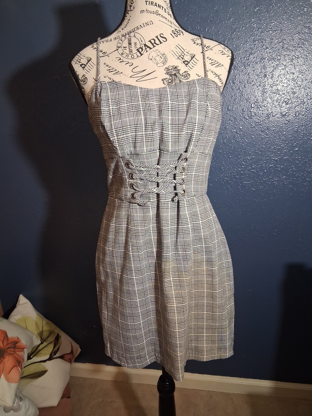 Wild Fable Plaid Lace-Up Waist Spaghetti Strap Dress - Gray Small